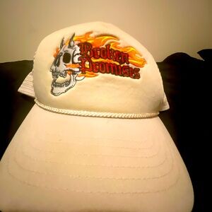 Broken promises hat